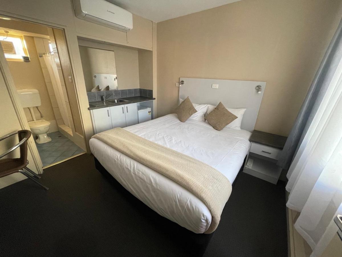 Astor Hotel Motel Albury Eksteriør billede